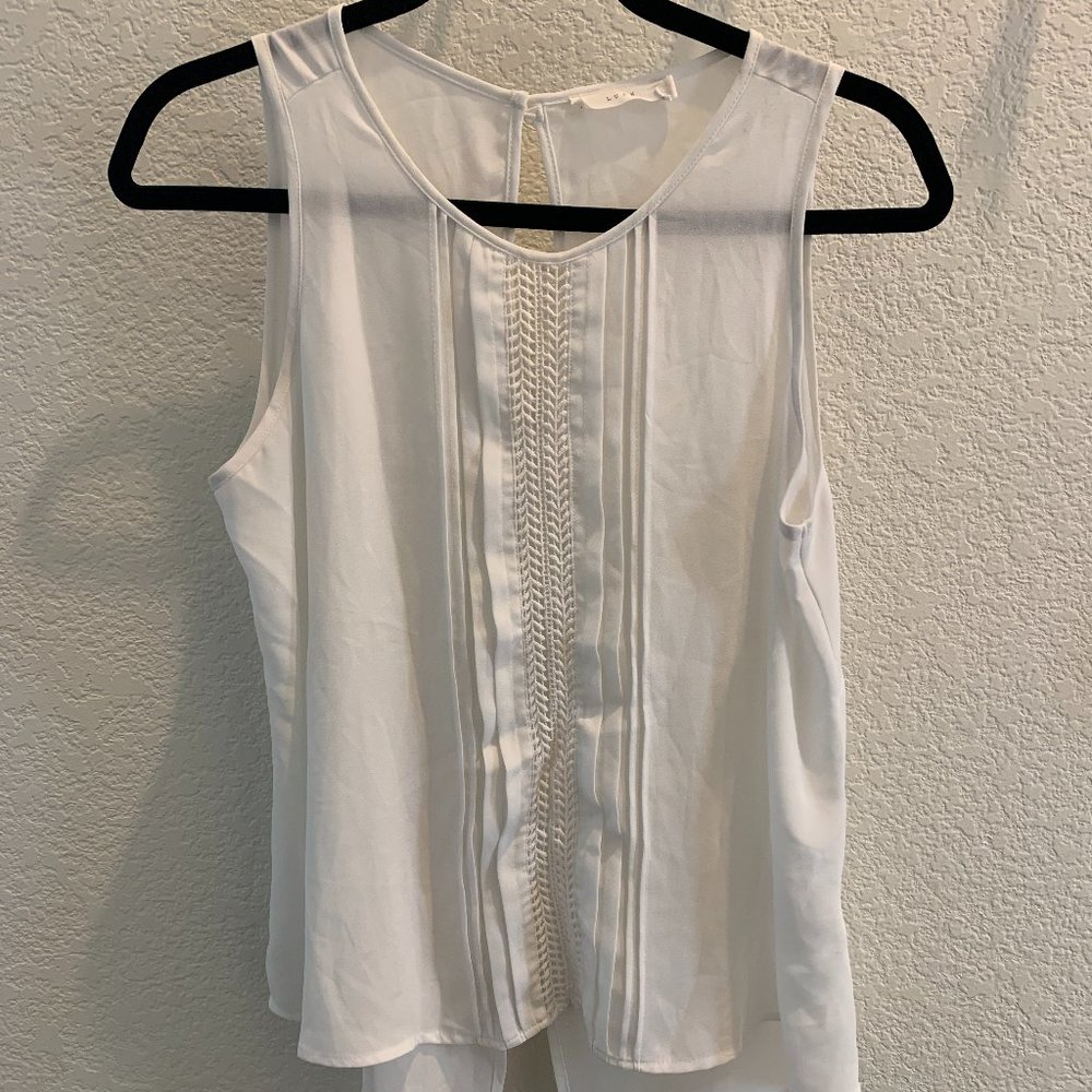 Lush - White Sleeveless Blouse